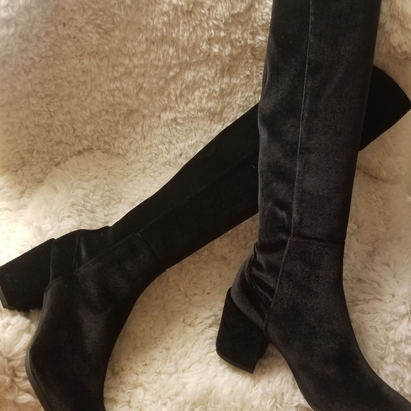 stuart weitzman lowjack